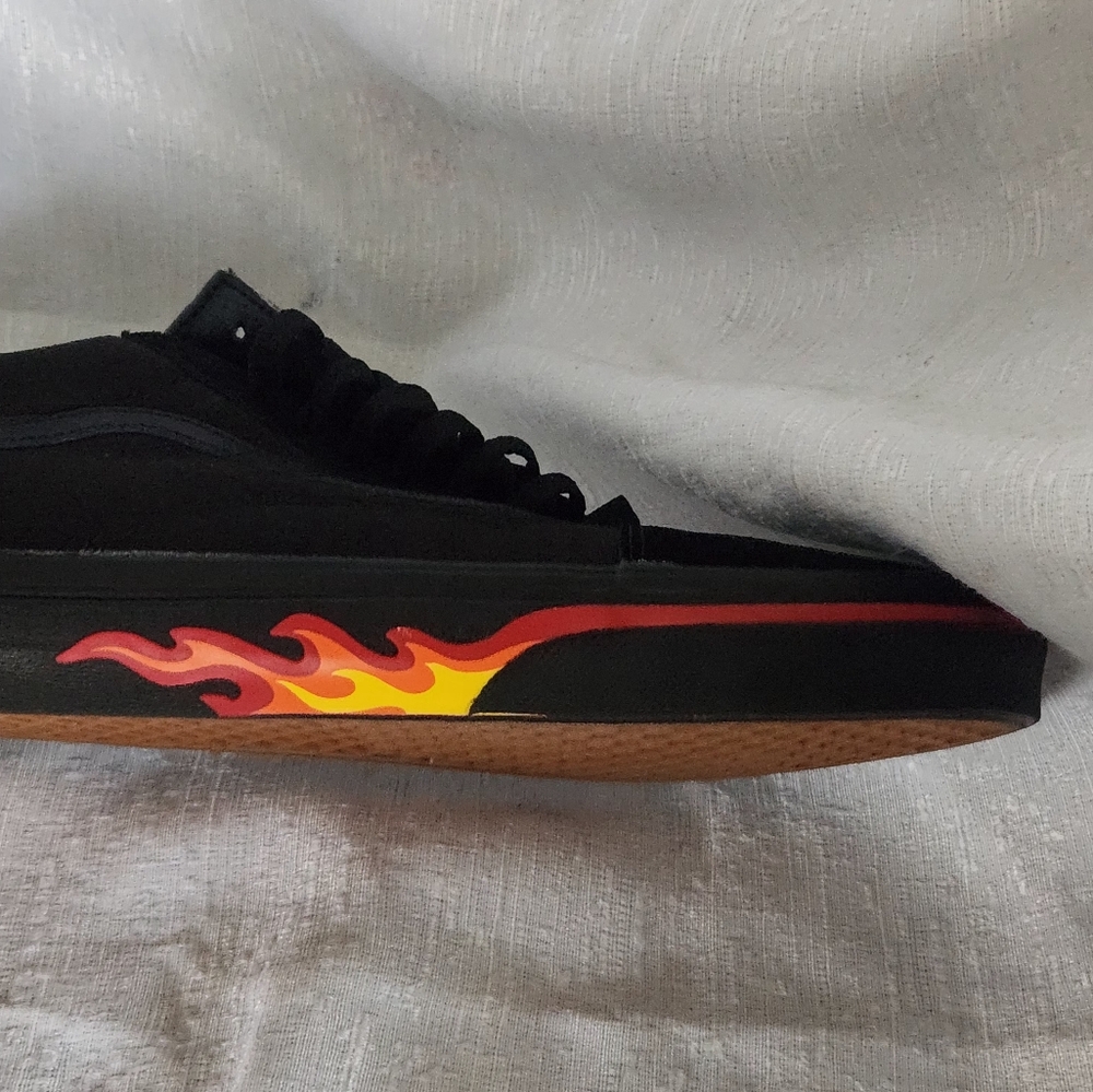 VANS Old Skool  Flame  Wall  BLACK Sneakers Men's Size 12 - Picture 2 of 9
